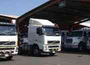 Vendo tractos volvo fh 12 2004/2006 en optima con… segunda mano  Lima